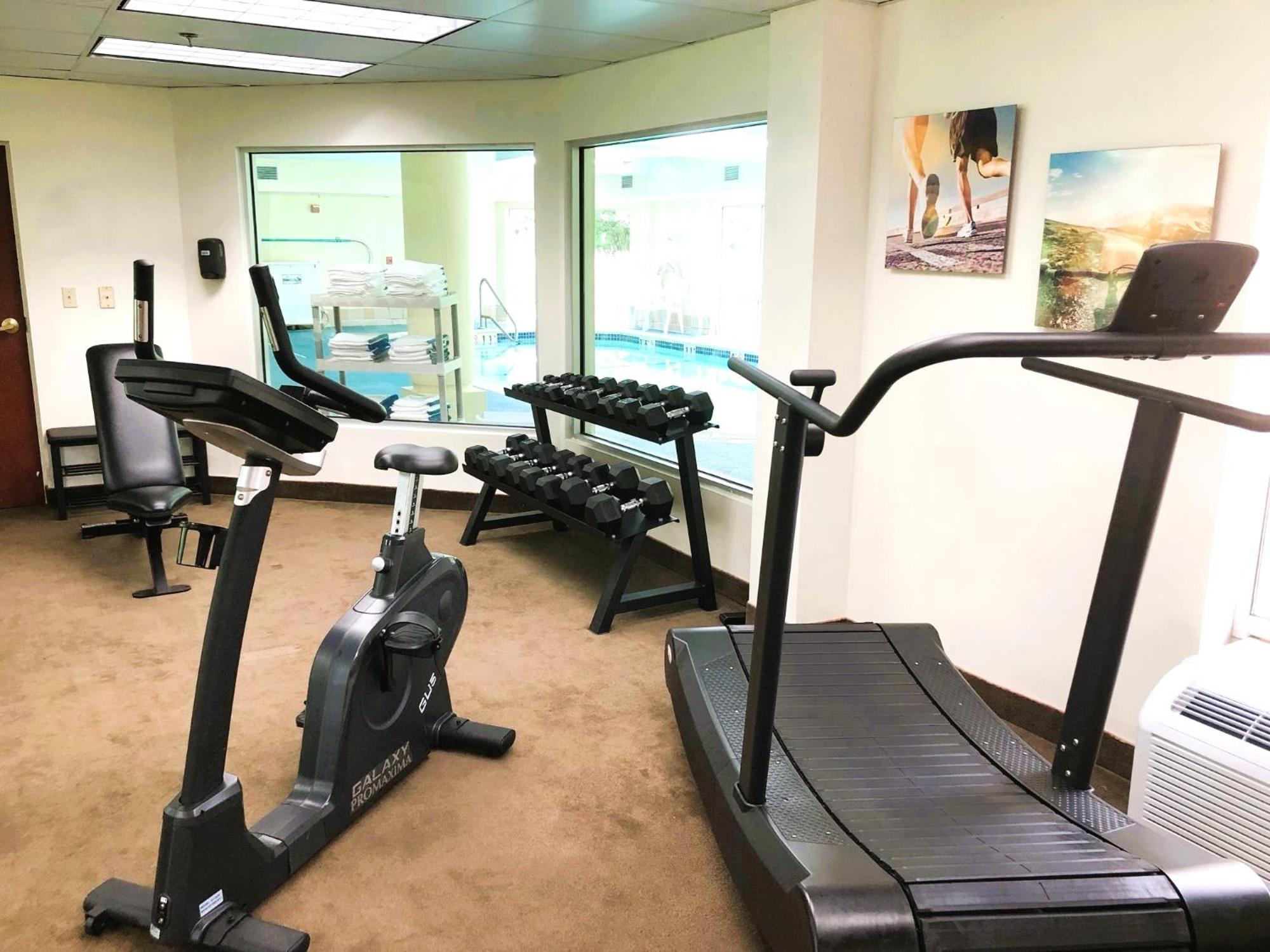 Comfort Inn & Suites Mount Pocono Eksteriør bilde