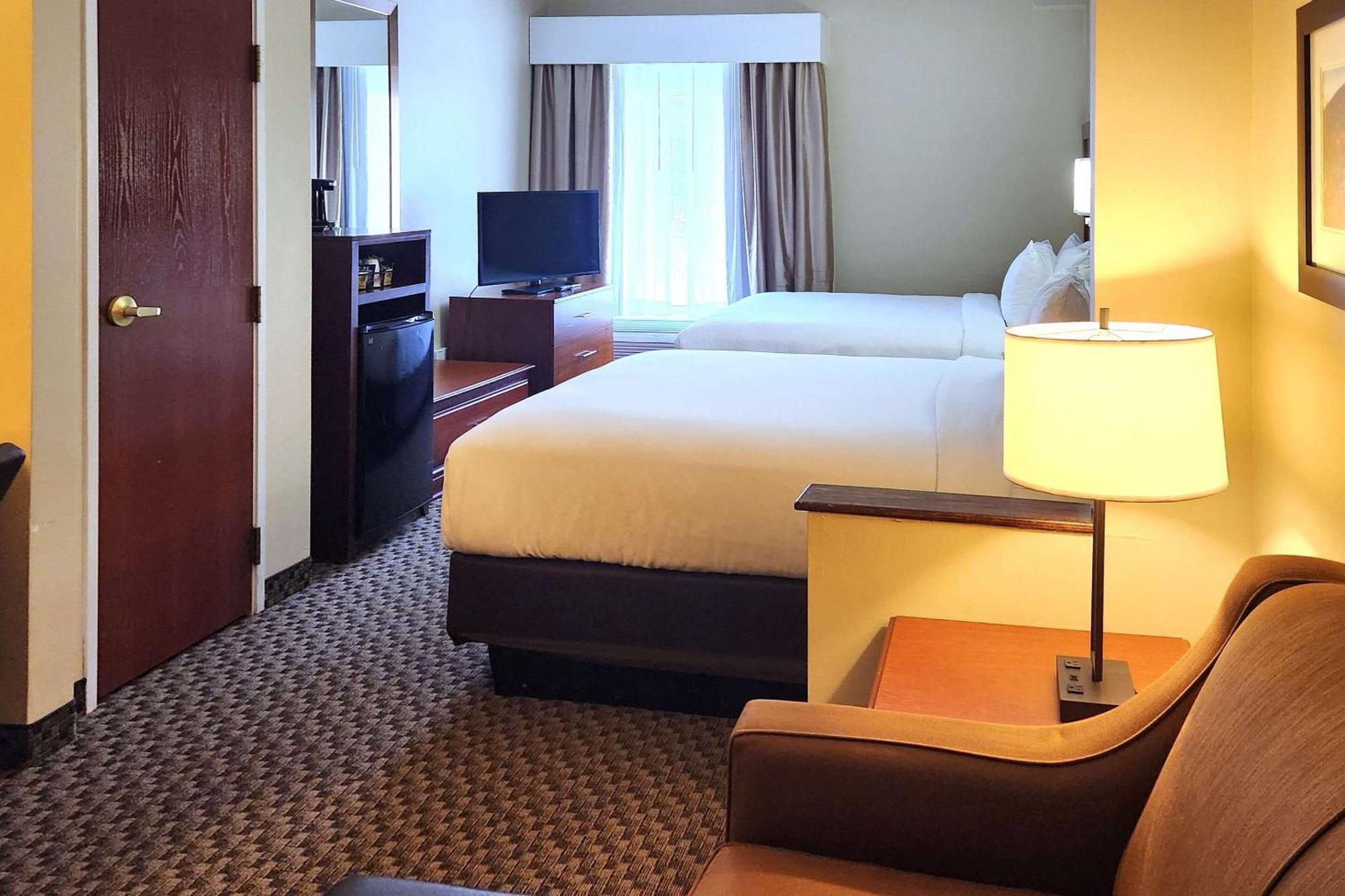 Comfort Inn & Suites Mount Pocono Eksteriør bilde