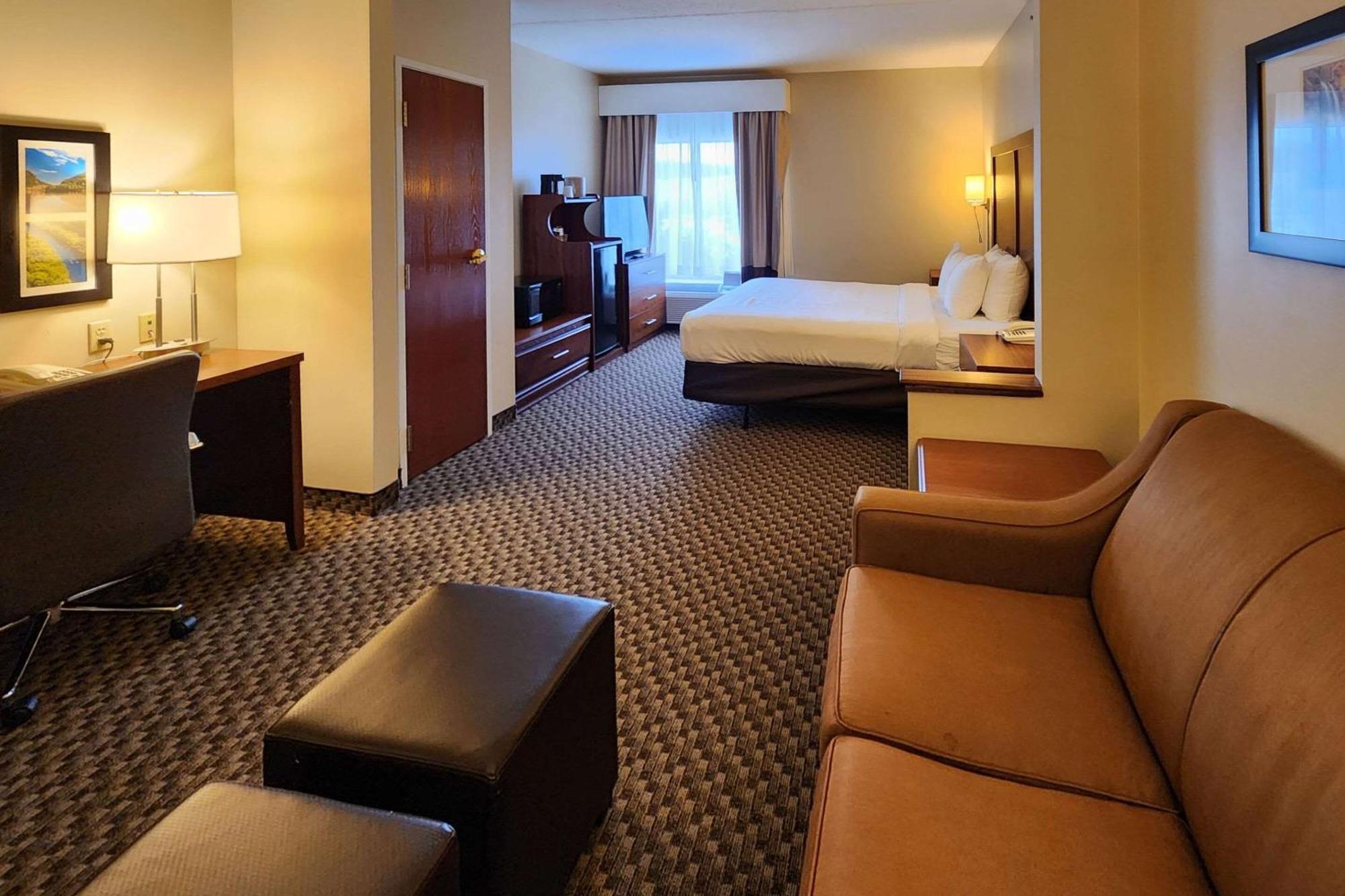 Comfort Inn & Suites Mount Pocono Eksteriør bilde