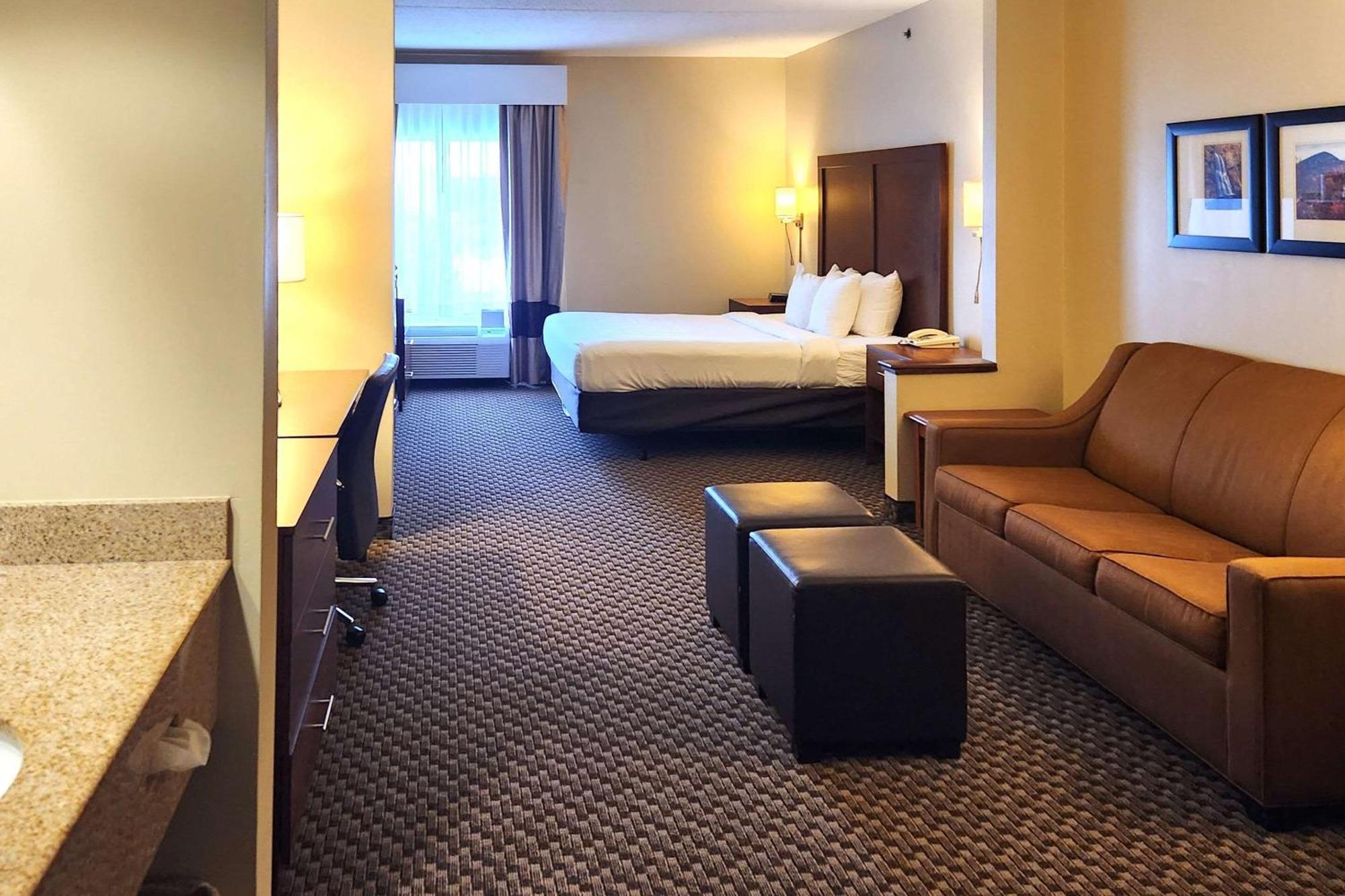 Comfort Inn & Suites Mount Pocono Eksteriør bilde