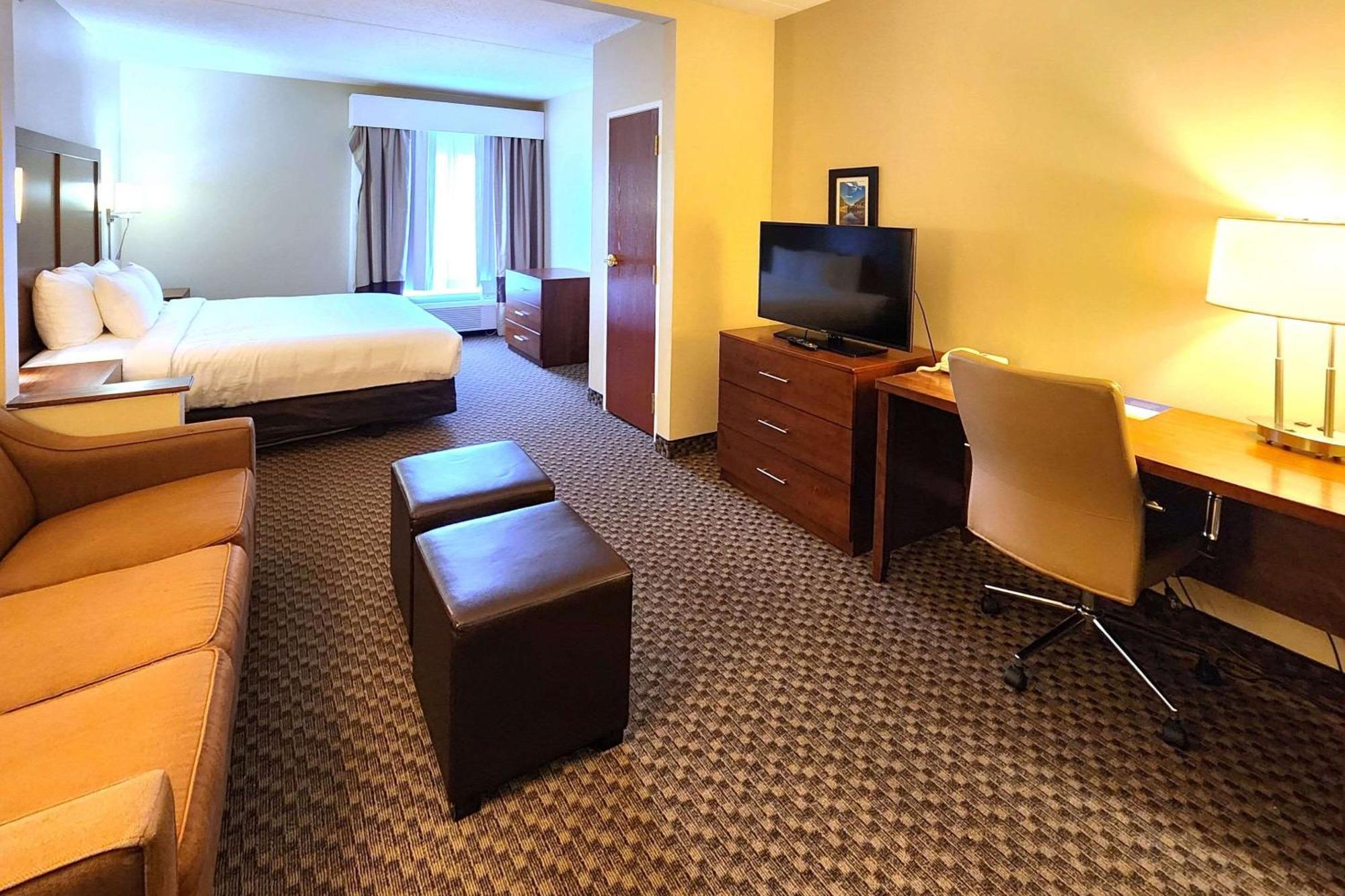 Comfort Inn & Suites Mount Pocono Eksteriør bilde