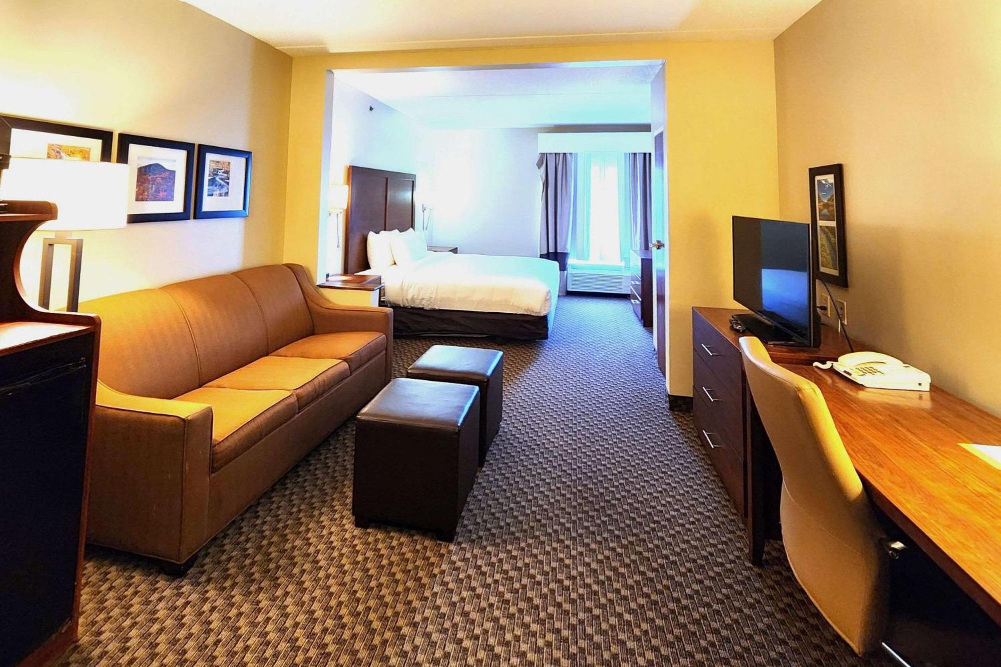 Comfort Inn & Suites Mount Pocono Eksteriør bilde