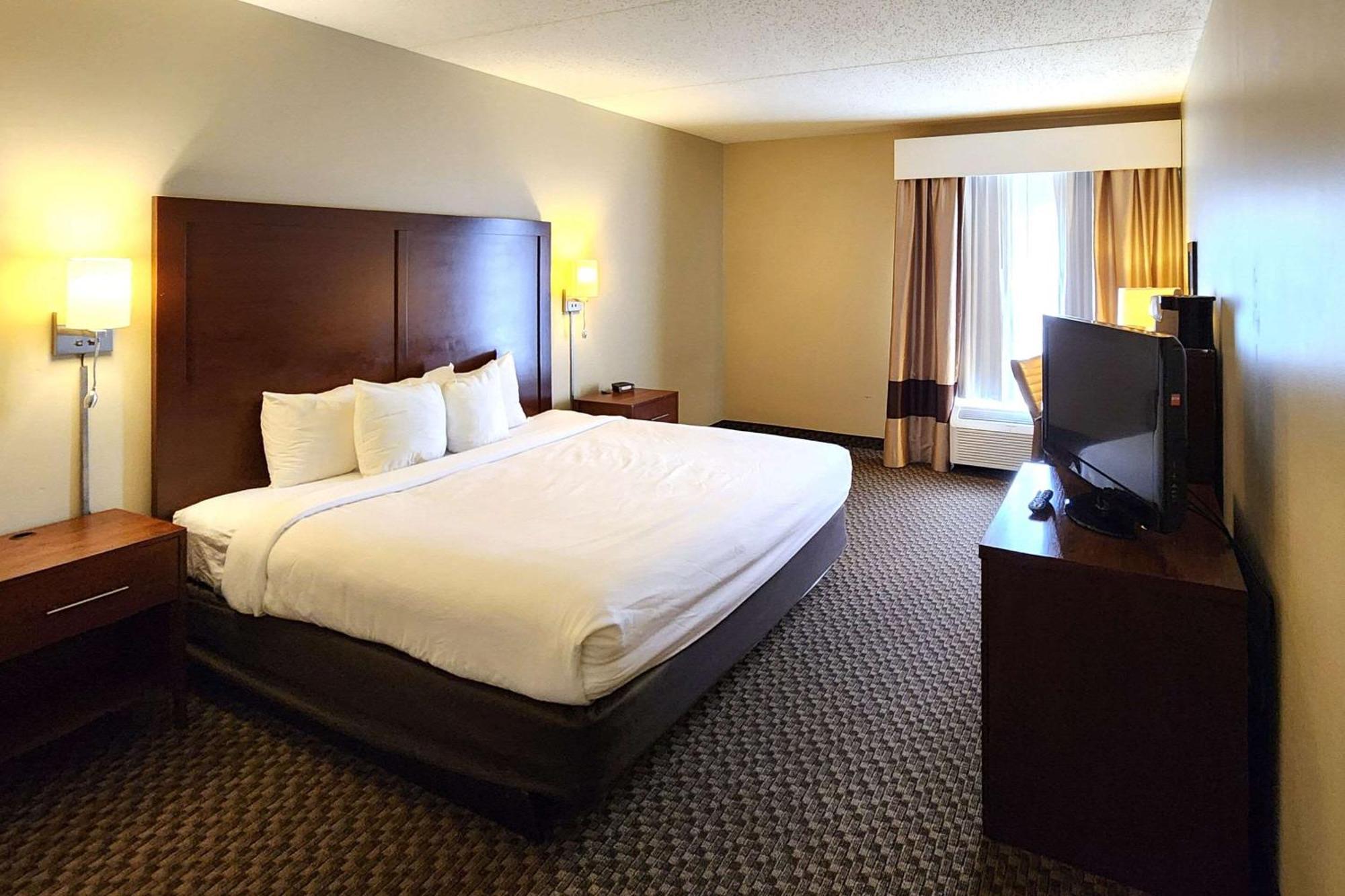 Comfort Inn & Suites Mount Pocono Eksteriør bilde